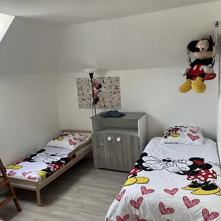 Hébergement de vacances Maison Agreable Pour 6 A 5 Mm De